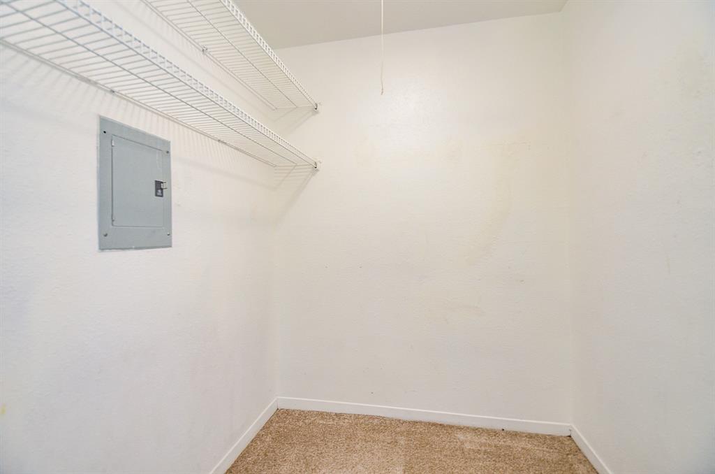 9350 Country Creek Drive #5, Houston, Texas image 30