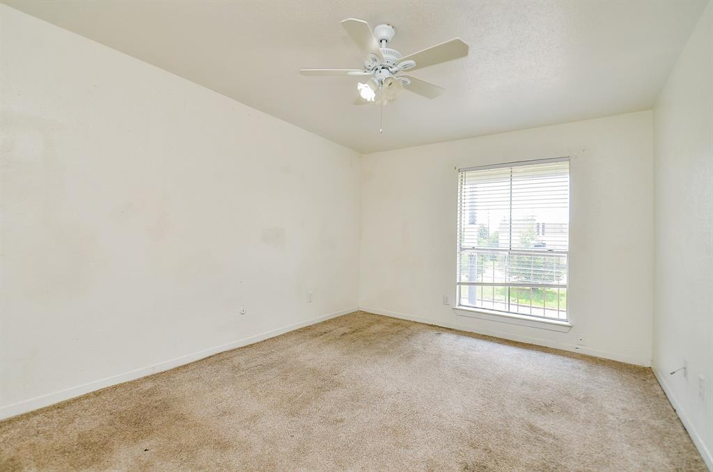 9350 Country Creek Drive #5, Houston, Texas image 25