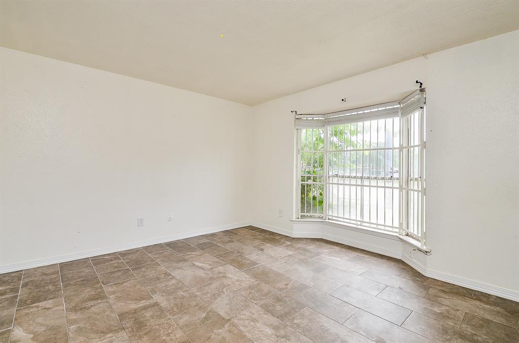 9350 Country Creek Drive #5, Houston, Texas image 12
