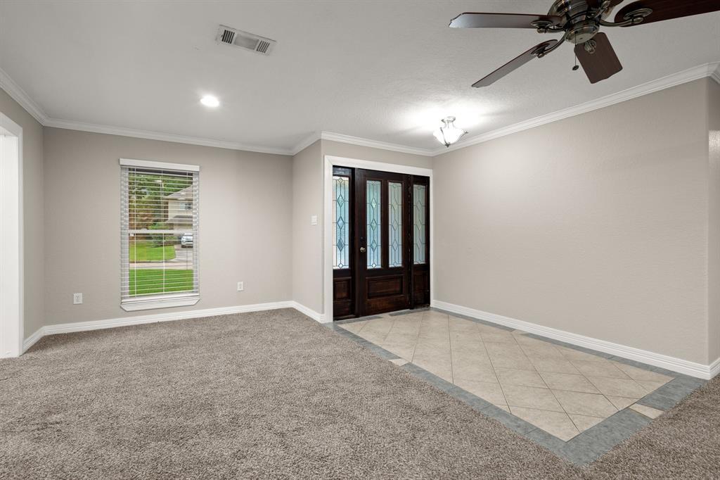 107 Woodmont Drive, Conroe, Texas image 6