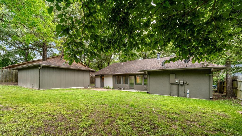 107 Woodmont Drive, Conroe, Texas image 29