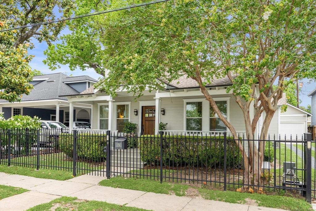 725 E 12th Street, Houston, Texas image 1
