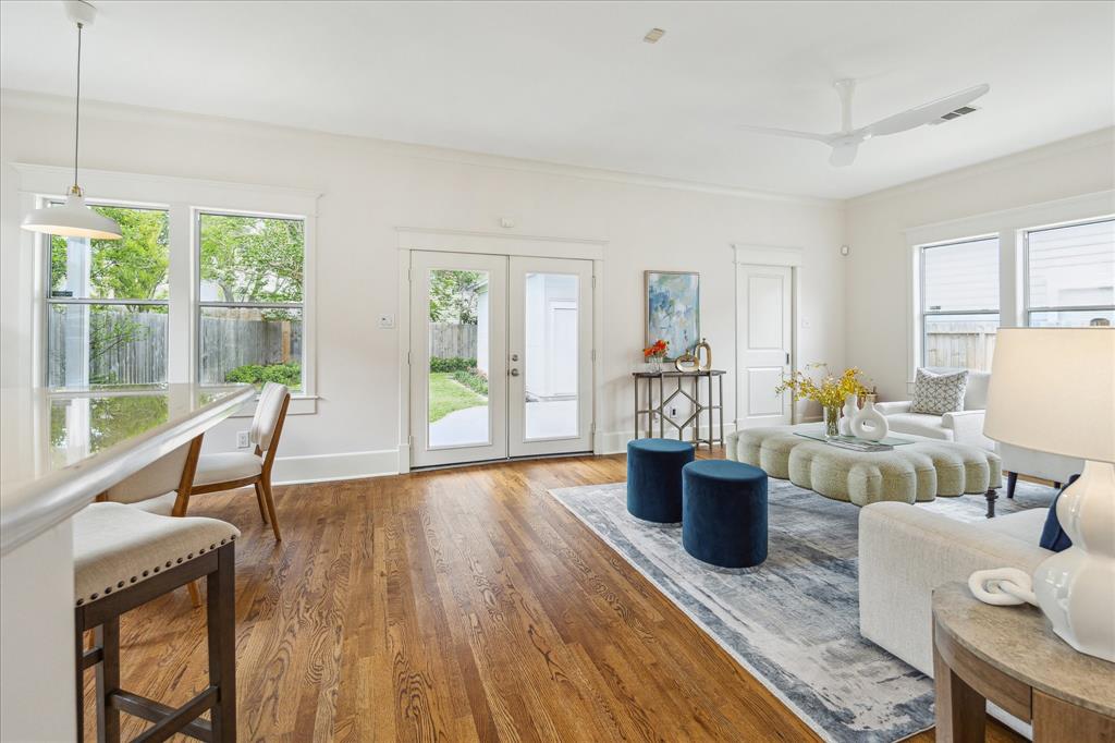 725 E 12th Street, Houston, Texas image 17