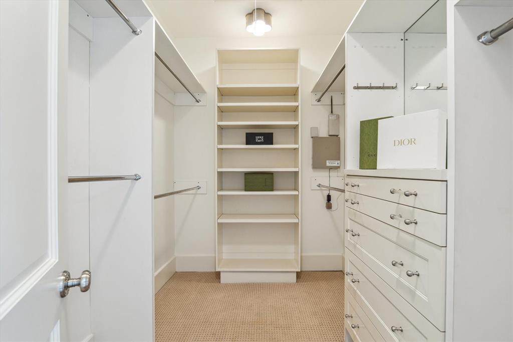725 E 12th Street, Houston, Texas image 27