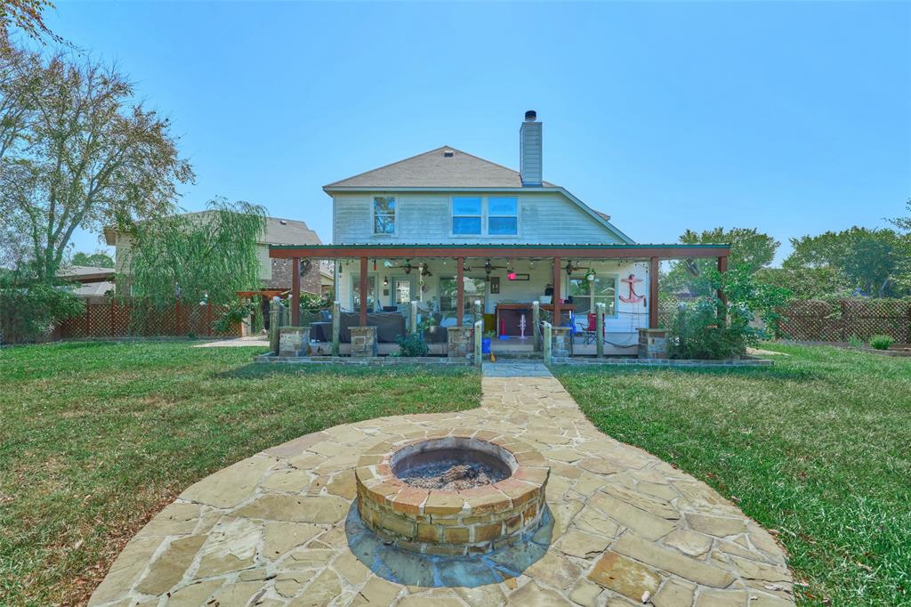 12920 Oakwood Circle, Willis, Texas image 3