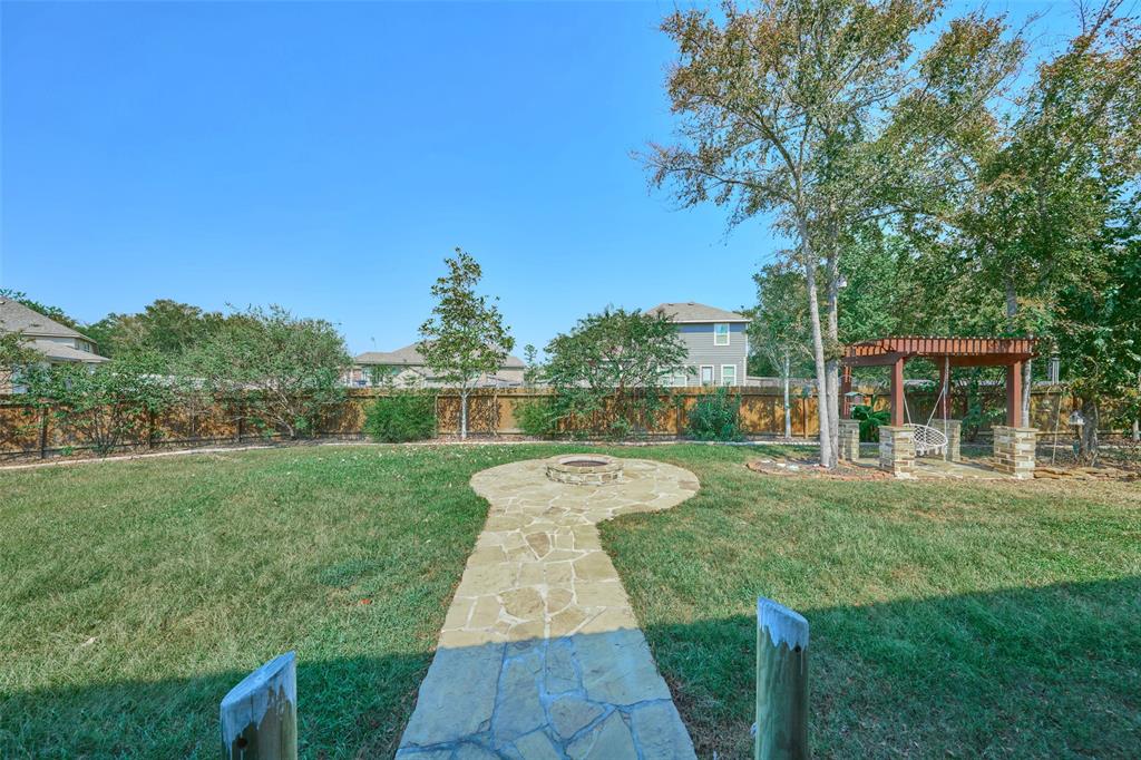 12920 Oakwood Circle, Willis, Texas image 34