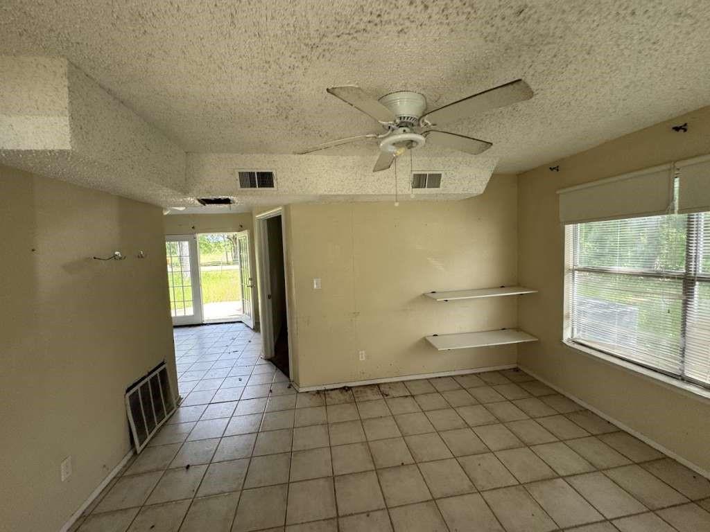 6133 Inca Drive, Enchanted Oaks, Texas image 5