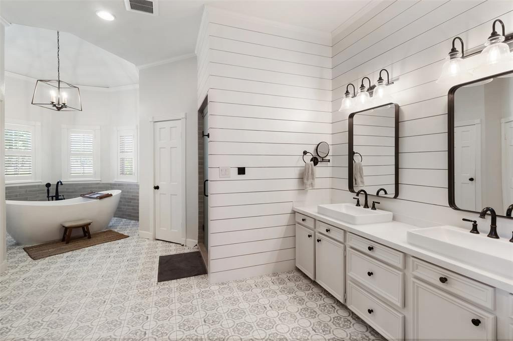 2215 Pecan Lake Drive, Richmond, Texas image 19