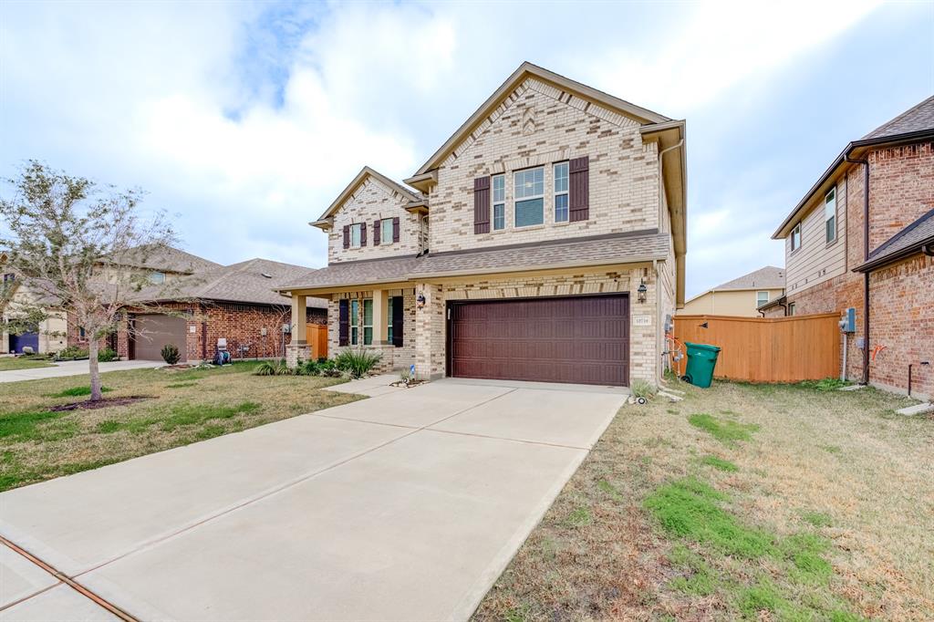 10739 Cliffs View Drive, Rosharon, Texas image 2