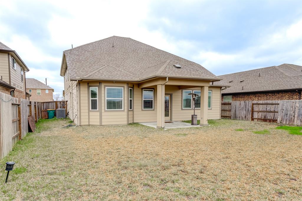 10739 Cliffs View Drive, Rosharon, Texas image 49