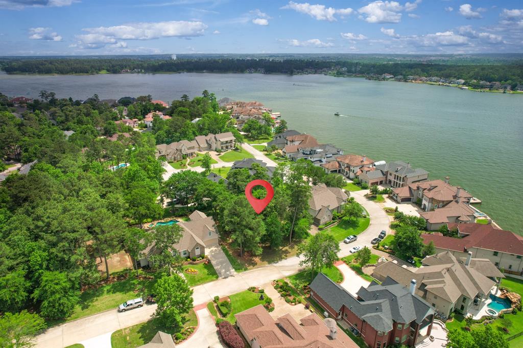 339 W Shore Lane, Montgomery, Texas image 10