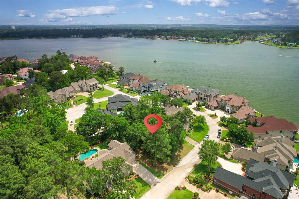 339 W Shore Lane, Montgomery, Texas image 9