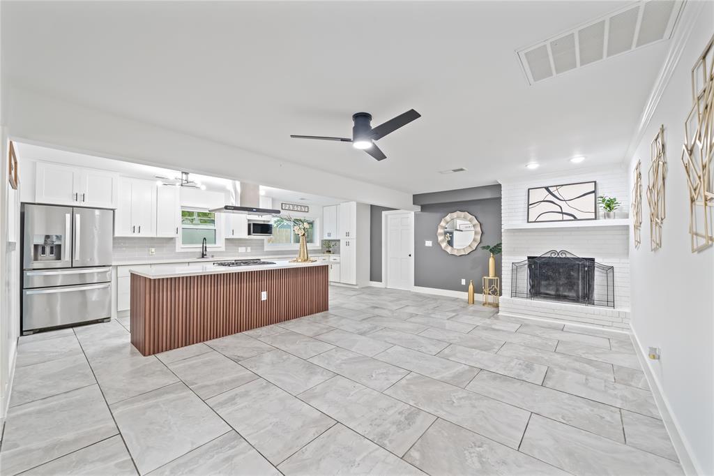 1206 Timber Ln Ln, Friendswood, Texas image 17