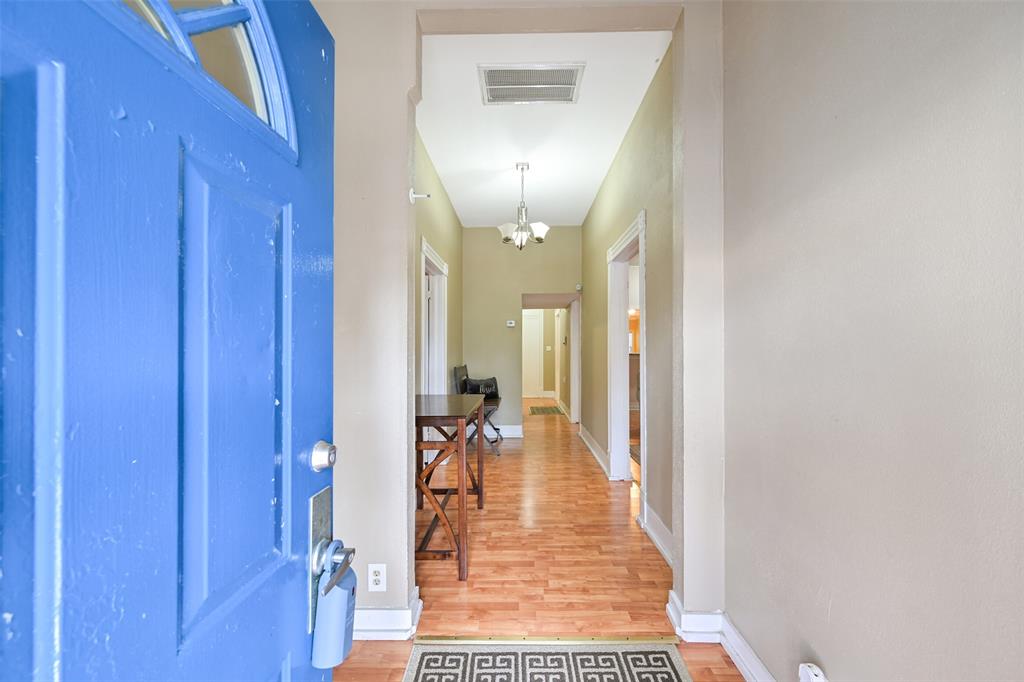 2809 Bernardo De Galvez Avenue, Galveston, Texas image 3