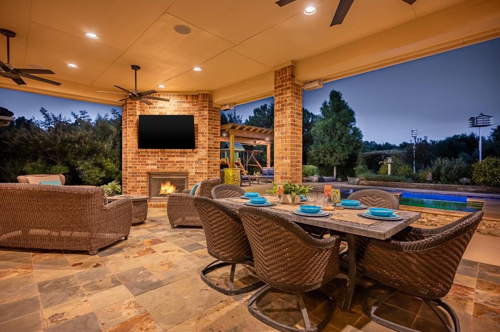 139 Lake View Loop