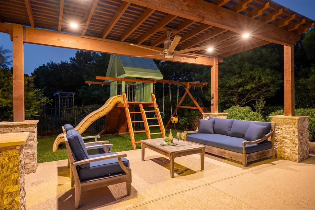 139 Lake View Loop