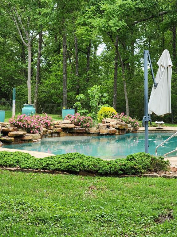 5016 Rimrock Pass Drive, Montgomery, Texas image 5