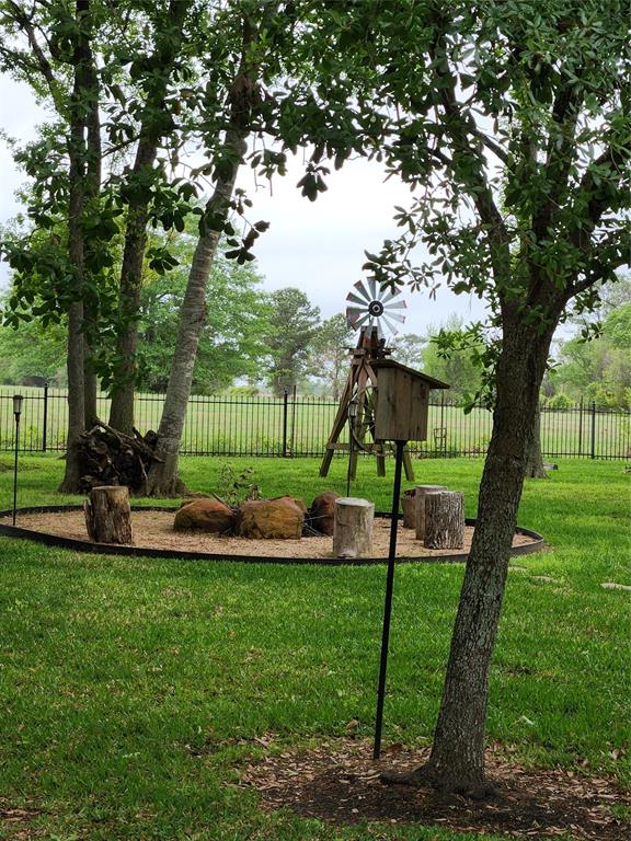 5016 Rimrock Pass Drive, Montgomery, Texas image 3
