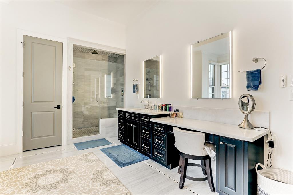 1104 Mosaico Lane, Houston, Texas image 25