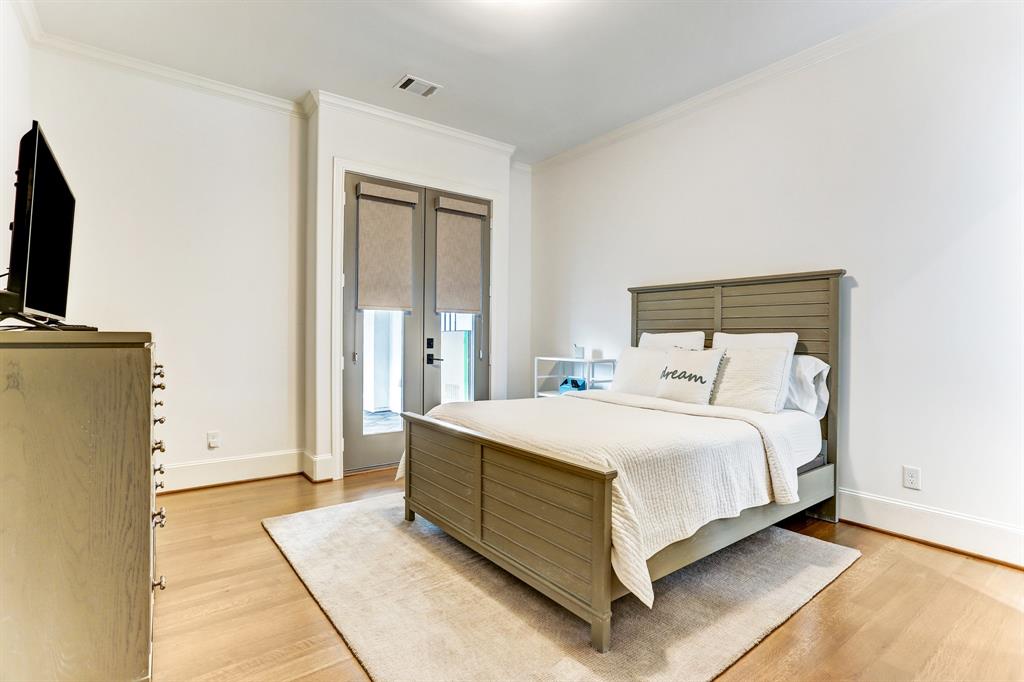 1104 Mosaico Lane, Houston, Texas image 29