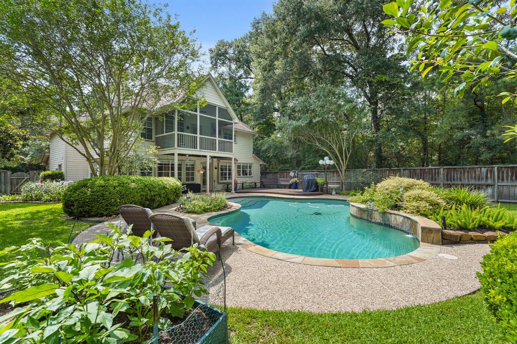 82 Lightwood Trace, Spring, Texas image 2