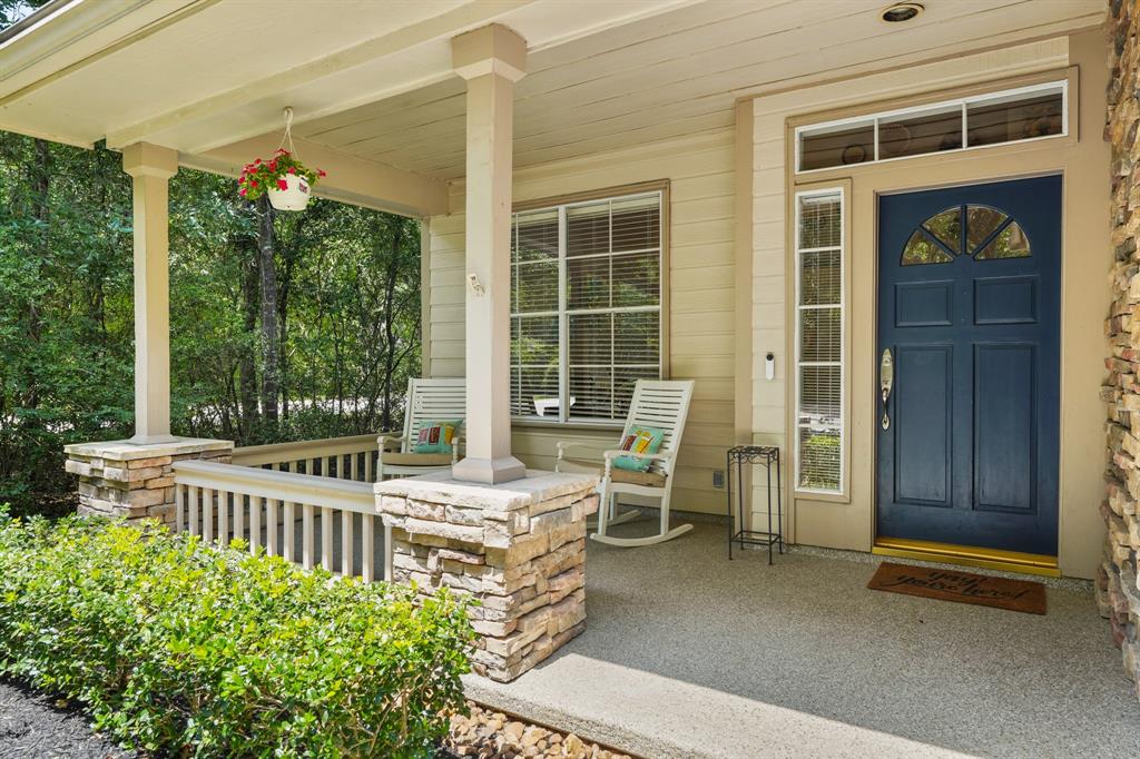 82 Lightwood Trace, Spring, Texas image 3