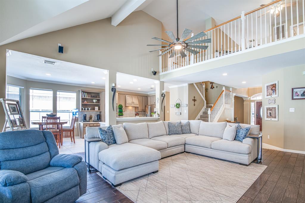 3004 Autumn Park Court, Friendswood, Texas image 6