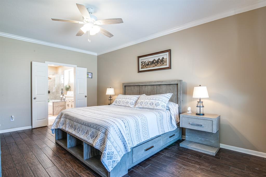 3004 Autumn Park Court, Friendswood, Texas image 11