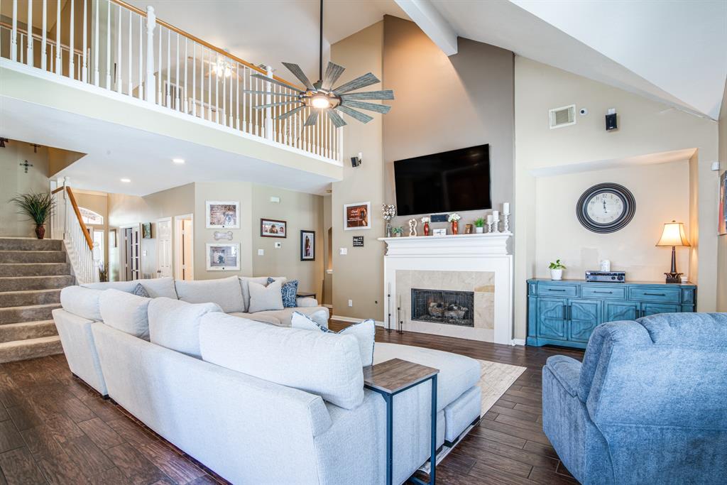 3004 Autumn Park Court, Friendswood, Texas image 7