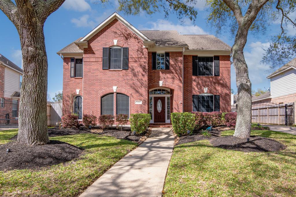 3004 Autumn Park Court, Friendswood, Texas image 3