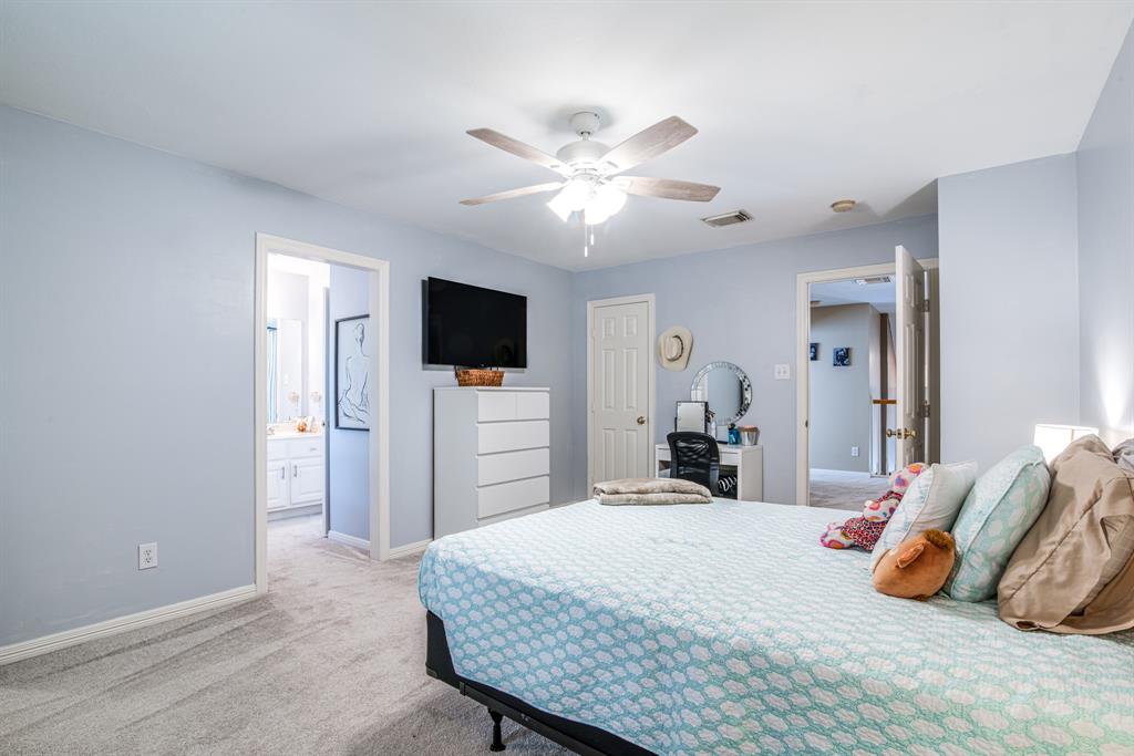 3004 Autumn Park Court, Friendswood, Texas image 15