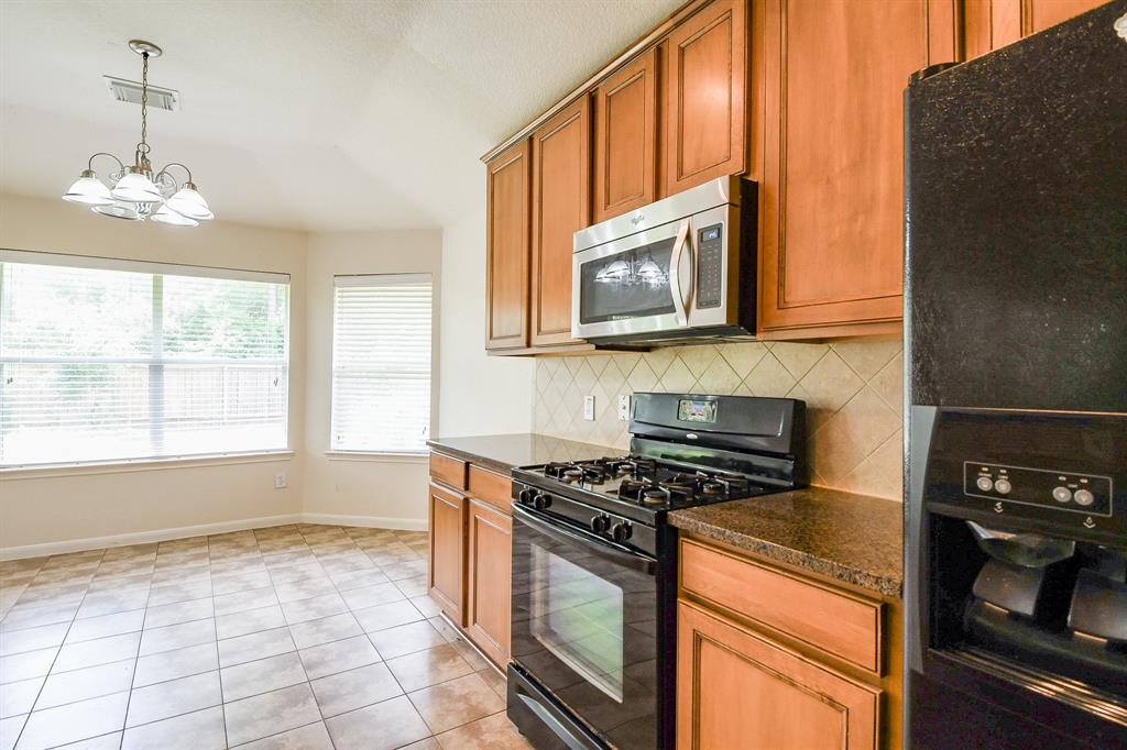 2318 Appian Way, Pearland, Texas image 22