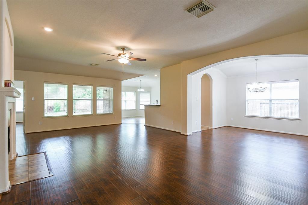 2318 Appian Way, Pearland, Texas image 10