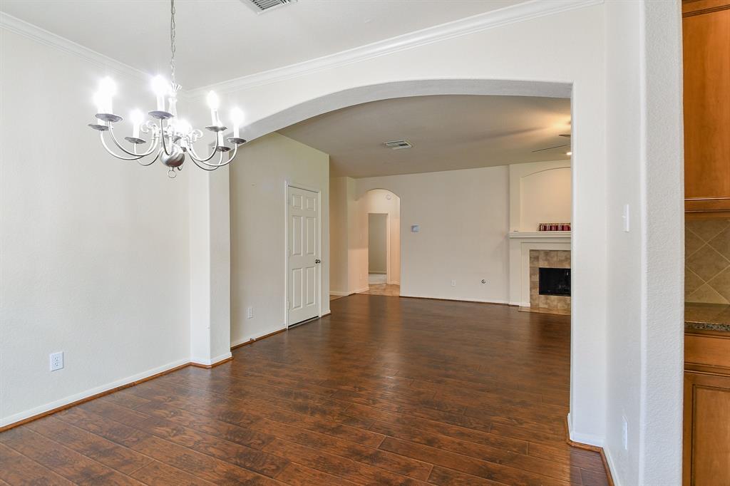 2318 Appian Way, Pearland, Texas image 13