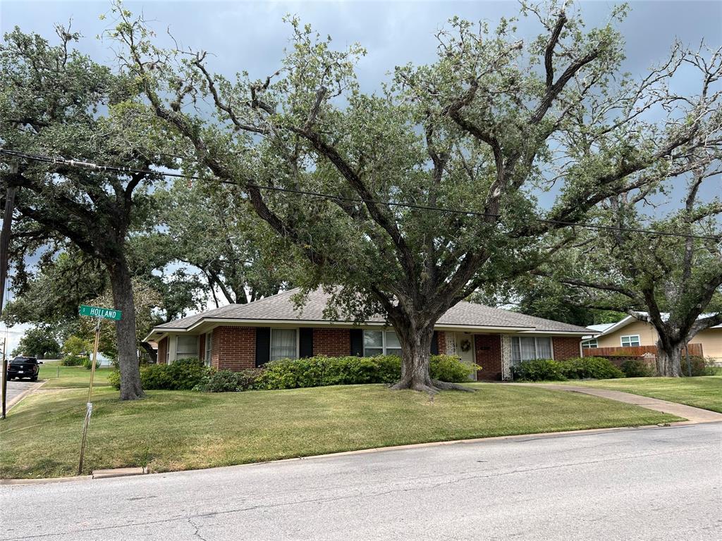 432 S Holland Street, Bellville, Texas image 16