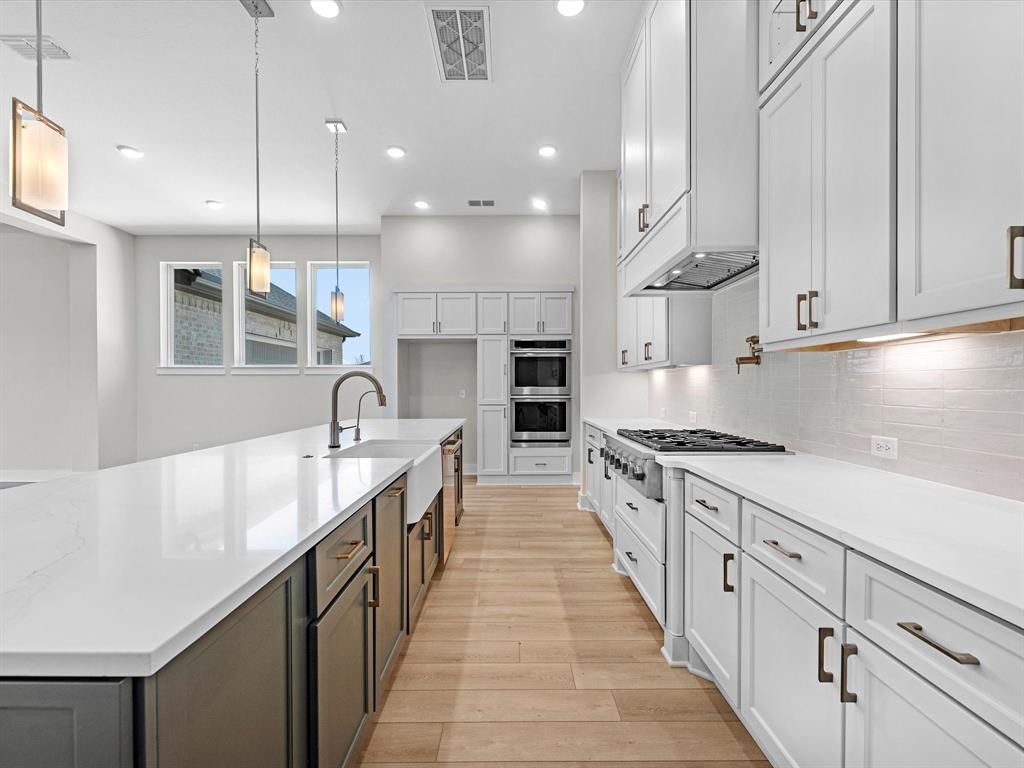 3 Hawthorn Cove Court