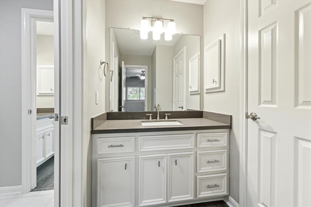 808 N 3rd Street, Bellaire, Texas image 28