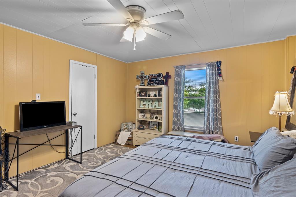 309 Kings Hill, Palacios, Texas image 7