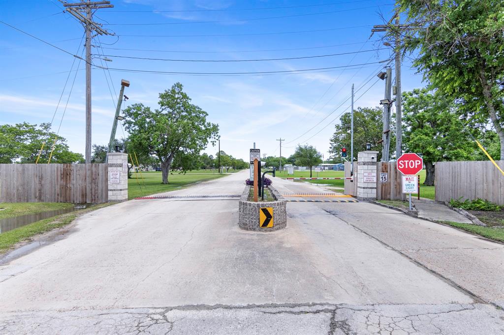 309 Kings Hill, Palacios, Texas image 40