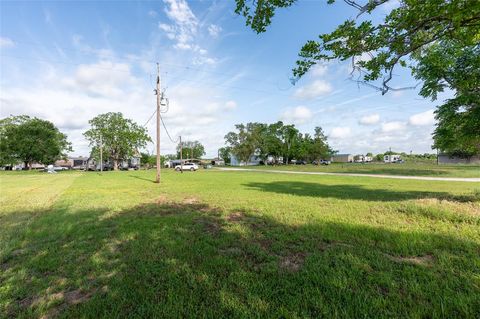 Vacant Land For Sale - 6936 Love Road<br/> Fulshear, TX 77441