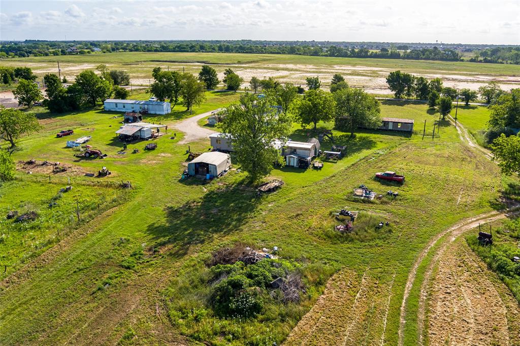 6936 Love Road, Fulshear, Texas image 15