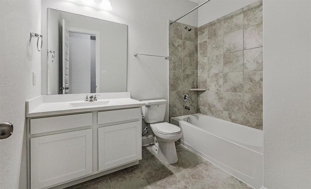 4051 Houberry Loop, College Station, Texas image 12