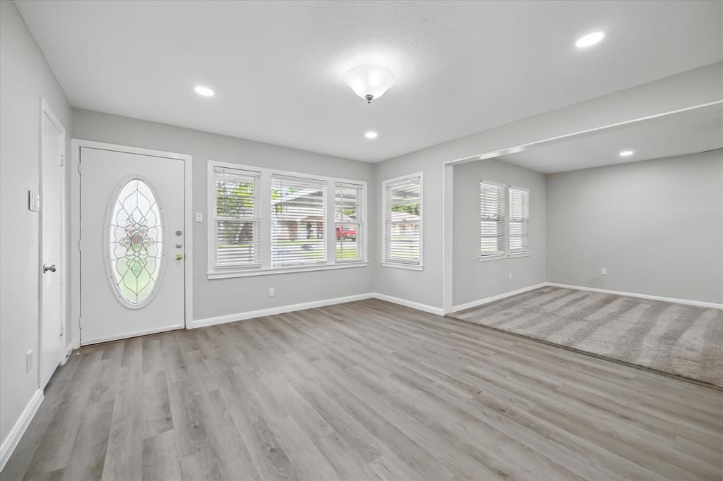 403 W Oak Street