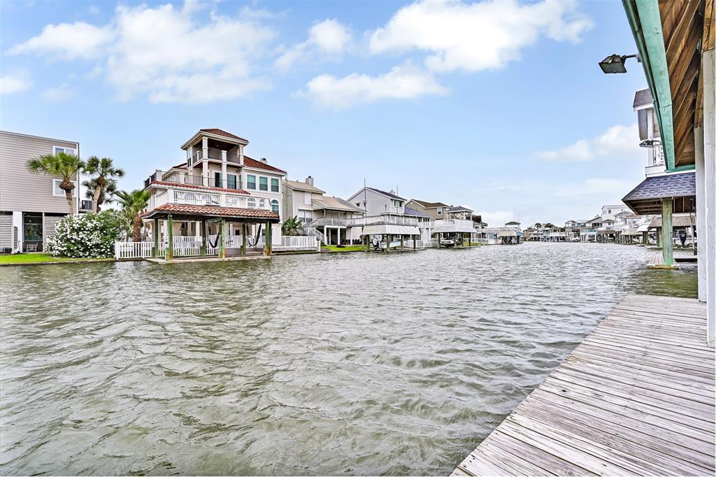 3404 Jolly Roger Circle Cir, Galveston, Texas image 29