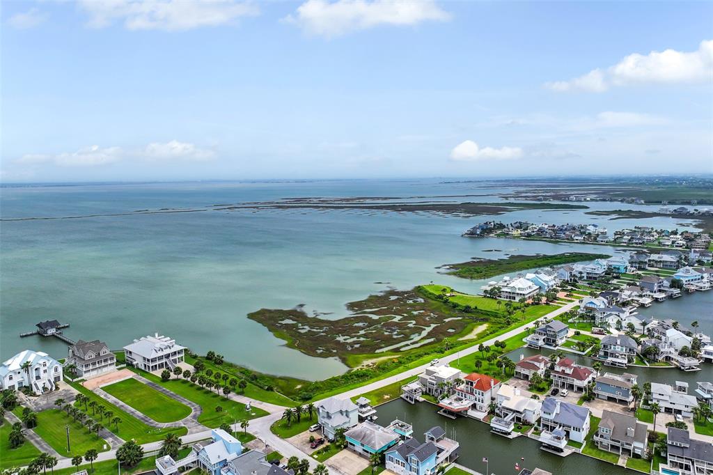 3404 Jolly Roger Circle Cir, Galveston, Texas image 32