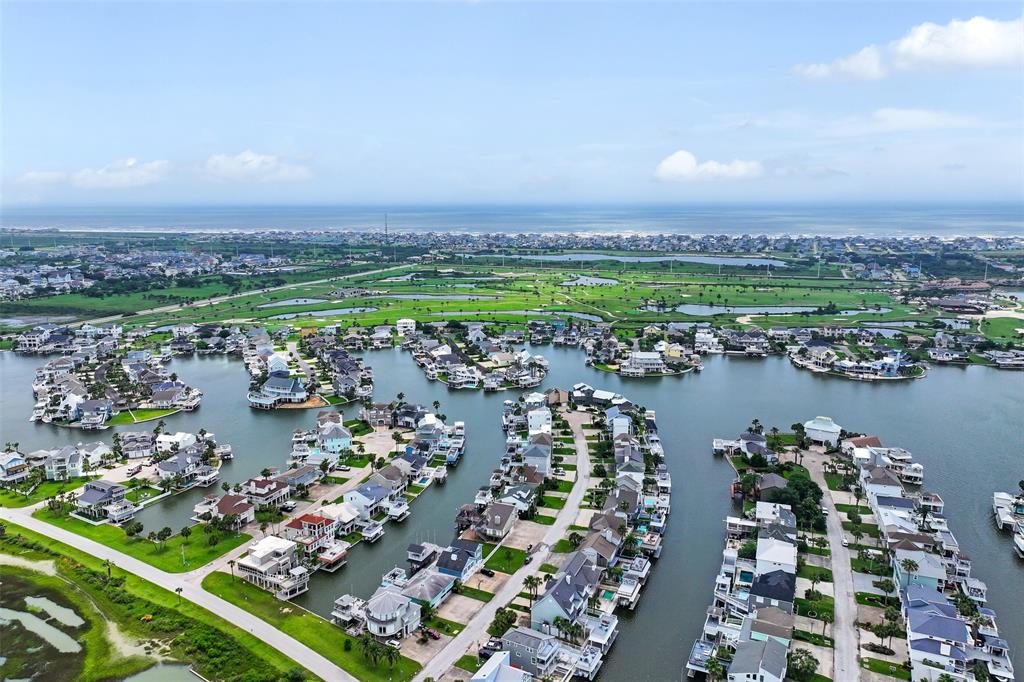 3404 Jolly Roger Circle Cir, Galveston, Texas image 33