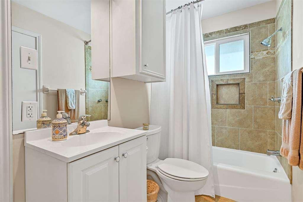 3404 Jolly Roger Circle Cir, Galveston, Texas image 12