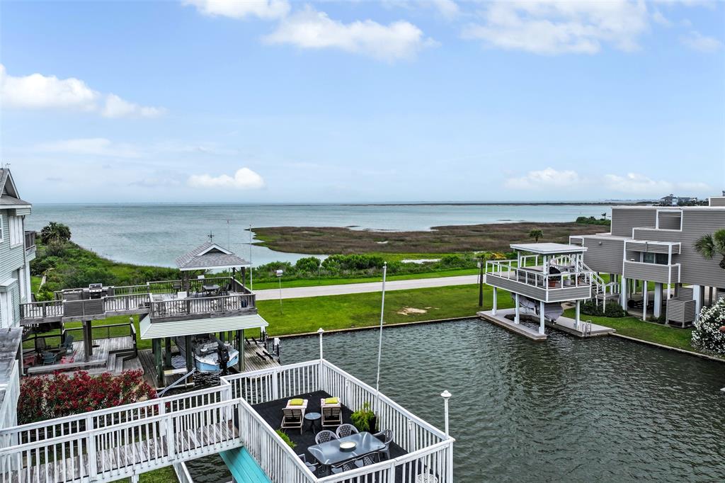 3404 Jolly Roger Circle Cir, Galveston, Texas image 22