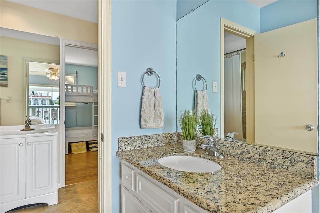 3404 Jolly Roger Circle Cir, Galveston, Texas image 19