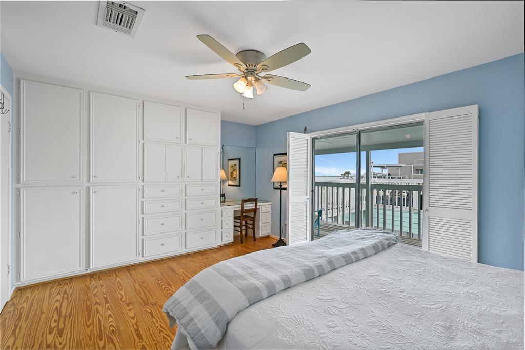 3404 Jolly Roger Circle Cir, Galveston, Texas image 18